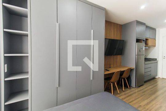 Sala/Quarto de apartamento para alugar com 1 quarto, 29m² em Quarta Parada, São Paulo