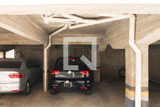 Garagem de apartamento à venda com 3 quartos, 126m² em Jardim Leblon, Belo Horizonte