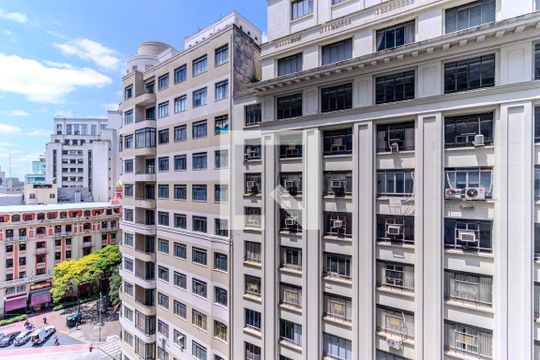 Vista do Quarto 1 de kitnet/studio à venda com 2 quartos, 50m² em República, São Paulo