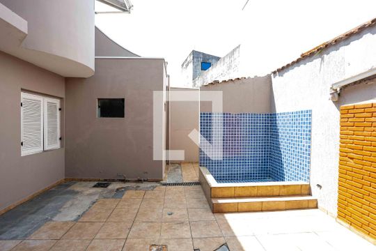 Área comum de casa à venda com 4 quartos, 450m² em Dos Casa, São Bernardo do Campo