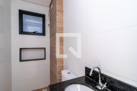 Banheiro de apartamento à venda com 2 quartos, 30m² em Santana, São Paulo