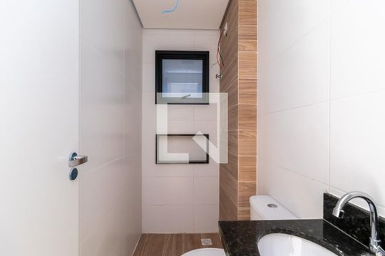 Banheiro de apartamento à venda com 2 quartos, 30m² em Santana, São Paulo