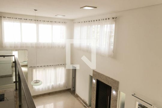 Área comum de casa de condomínio para alugar com 5 quartos, 500m² em Patamares, Salvador