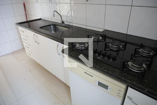 Cozinha de apartamento para alugar com 2 quartos, 84m² em Jardim América, Goiânia