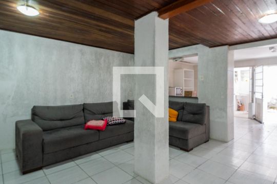 Sala de casa à venda com 6 quartos, 150m² em Glória, Porto Alegre
