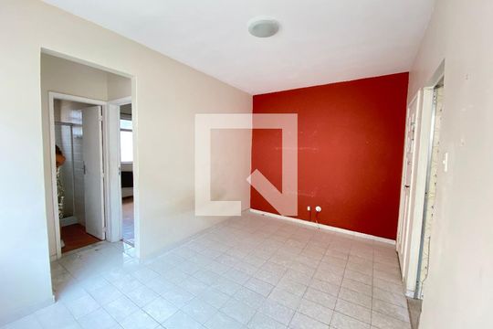 Sala de apartamento à venda com 2 quartos, 43m² em Piedade, Rio de Janeiro