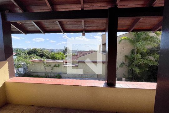 Varanda Quarto 2 de casa à venda com 4 quartos, 370m² em Jardim América, São Leopoldo