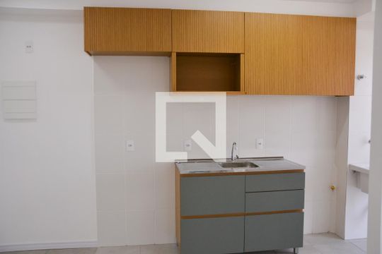 Cozinha de apartamento para alugar com 2 quartos, 56m² em Rudge Ramos, São Bernardo do Campo