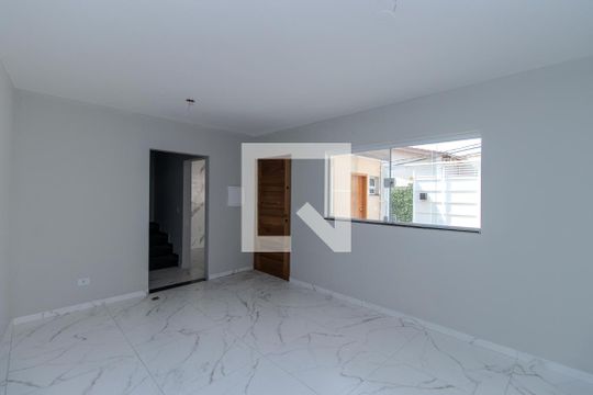 Casa para alugar com 2 quartos, 89m² em Vila Mazzei, São Paulo