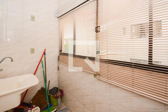 Área de Serviço de apartamento à venda com 4 quartos, 215m² em Jardim Gagliardi, São Bernardo do Campo