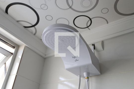 Banheiro da Suíte de apartamento para alugar com 2 quartos, 63m² em Setor Goiania Dois, Goiânia
