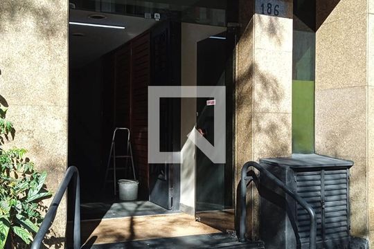 Fachada de kitnet/studio à venda com 1 quarto, 43m² em Santa Cecilia, São Paulo