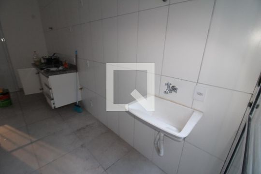 Sala / Cozinha / Área de Serviço de apartamento para alugar com 1 quarto, 30m² em Vila Diva, São Paulo
