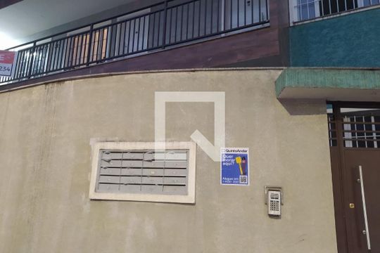 Fachada de apartamento para alugar com 1 quarto, 30m² em Vila Diva, São Paulo