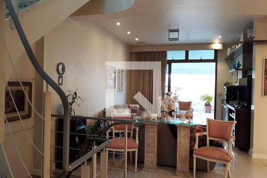 Apartamento à venda com 5 quartos, 252m² em Icaraí, Niterói