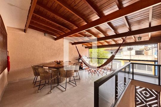 Varanda de casa à venda com 3 quartos, 267m² em Parque Gerassi, Santo André