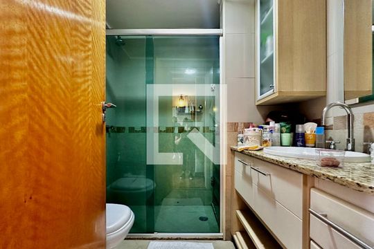 Banheiro Suíte de apartamento à venda com 3 quartos, 138m² em Campo Belo, São Paulo