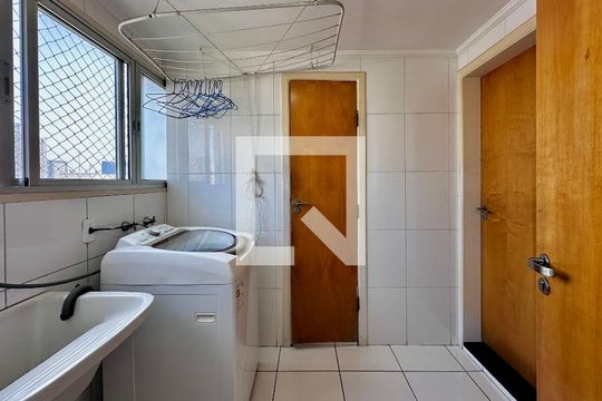 Área de Serviço de apartamento à venda com 3 quartos, 138m² em Campo Belo, São Paulo