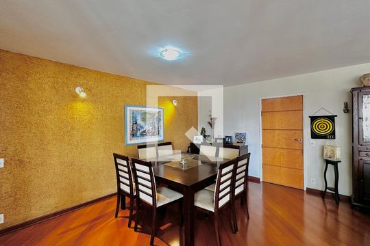 Sala de apartamento à venda com 3 quartos, 138m² em Campo Belo, São Paulo