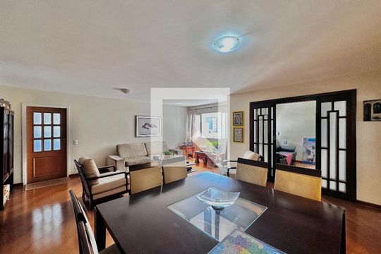 Sala de apartamento à venda com 3 quartos, 138m² em Campo Belo, São Paulo
