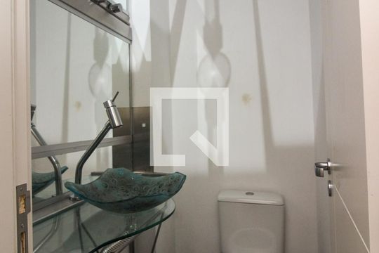Lavabo de casa de condomínio à venda com 4 quartos, 300m² em Cristal, Porto Alegre