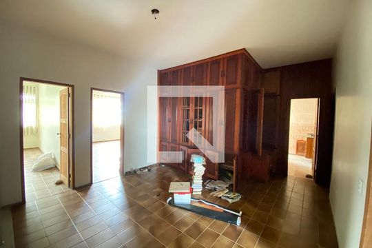 Hall de casa à venda com 5 quartos, 403m² em Méier, Rio de Janeiro
