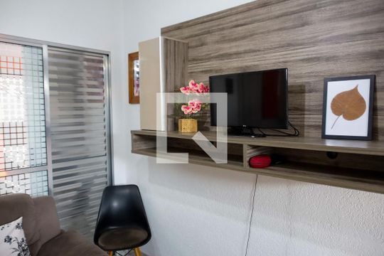 sala de casa à venda com 4 quartos, 200m² em Bandeiras, Osasco