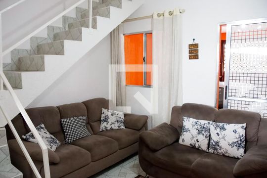Casa à venda com 4 quartos, 200m² em Bandeiras, Osasco