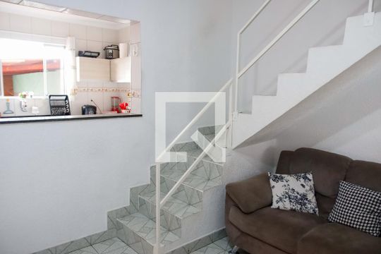 sala de casa à venda com 4 quartos, 200m² em Bandeiras, Osasco