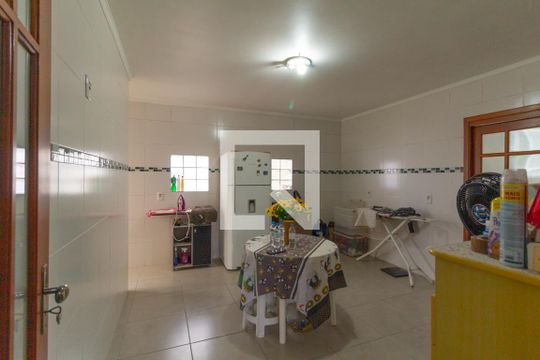 Cozinha 1 de casa à venda com 4 quartos, 476m² em Nossa Senhora das Graças, Canoas