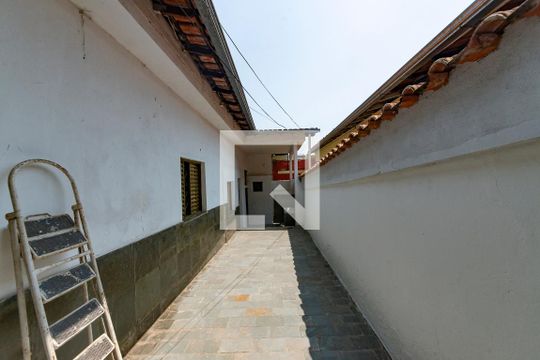 Área externa de casa à venda com 2 quartos, 200m² em Jardim América, Belo Horizonte