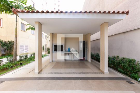 Área comum - Churrasqueira de apartamento para alugar com 2 quartos, 33m² em Itaquera, São Paulo