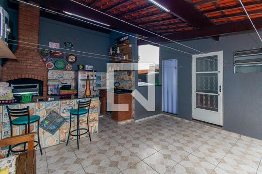 Churrasqueira de casa à venda com 4 quartos, 200m² em Vila Macedópolis, São Paulo