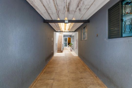 Garagem de casa à venda com 4 quartos, 200m² em Vila Macedópolis, São Paulo