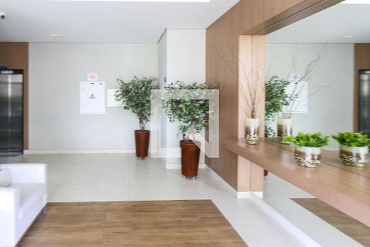 Hall de apartamento para alugar com 2 quartos, 64m² em Vila Prudente, São Paulo
