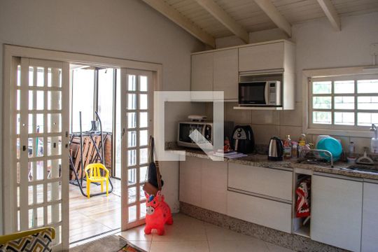 Cozinha de casa à venda com 3 quartos, 170m² em Ipanema, Porto Alegre