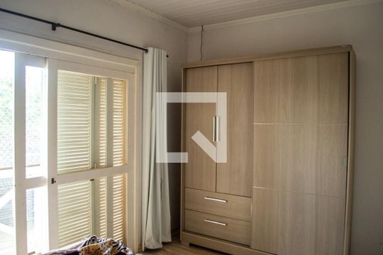 Suite 1 de casa à venda com 3 quartos, 170m² em Ipanema, Porto Alegre