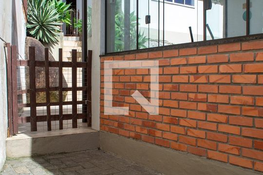 Área comum de casa à venda com 3 quartos, 170m² em Ipanema, Porto Alegre