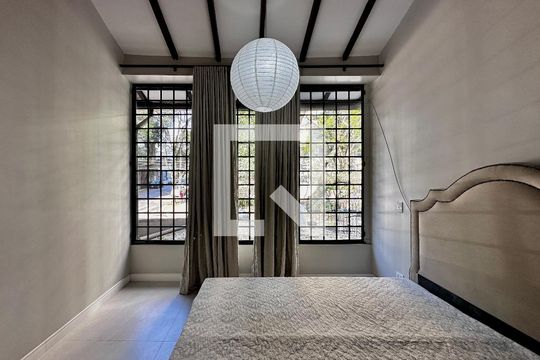 Quarto 1 de casa à venda com 2 quartos, 130m² em Campo Belo, São Paulo