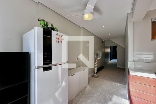 Cozinha de casa para alugar com 2 quartos, 130m² em Campo Belo, São Paulo