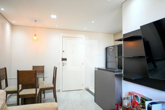 Sala de apartamento à venda com 2 quartos, 40m² em Jardim Santa Emília, São Paulo