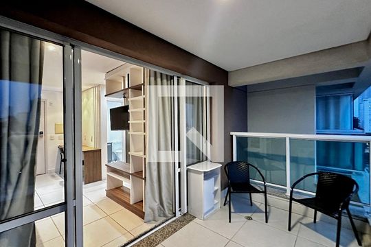 Sacada de kitnet/studio para alugar com 0 quarto, 35m² em Jardim Aeroporto, São Paulo