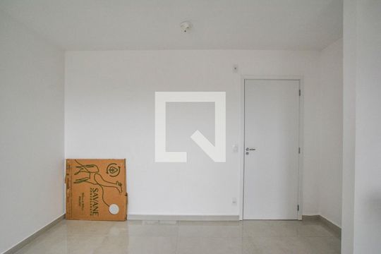 Sala de apartamento à venda com 2 quartos, 46m² em Vila Curuçá, Santo André