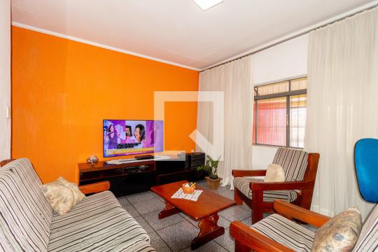 Casa à venda com 3 quartos, 203m² em Vila Oratório, São Paulo