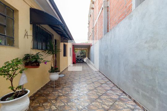 Quintal de casa à venda com 3 quartos, 203m² em Vila Oratório, São Paulo