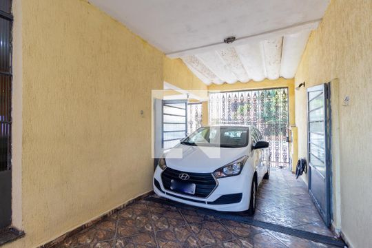 Garagem de casa à venda com 3 quartos, 203m² em Vila Oratório, São Paulo