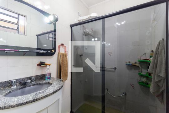 Banheiro de casa à venda com 3 quartos, 203m² em Vila Oratório, São Paulo