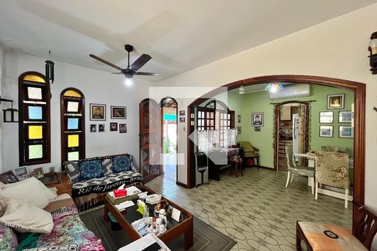 Casa de Condomínio à venda com 3 quartos, 250m² em Taquara, Rio de Janeiro