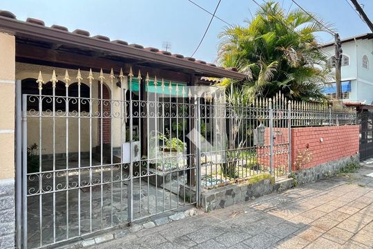 Fachada casa de casa de condomínio à venda com 3 quartos, 250m² em Taquara, Rio de Janeiro