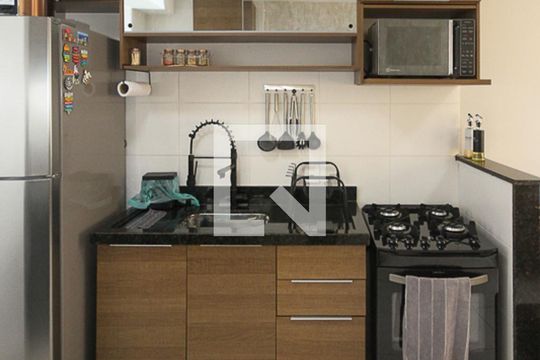 Cozinha de apartamento à venda com 2 quartos, 32m² em Vila Ema, São Paulo